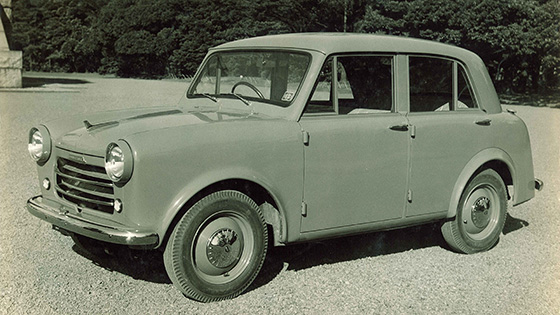 Datsun Sedan (110)