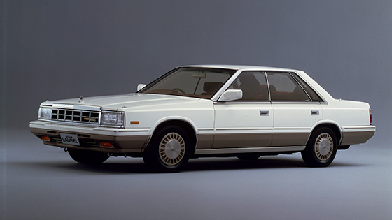Laurel Model C32